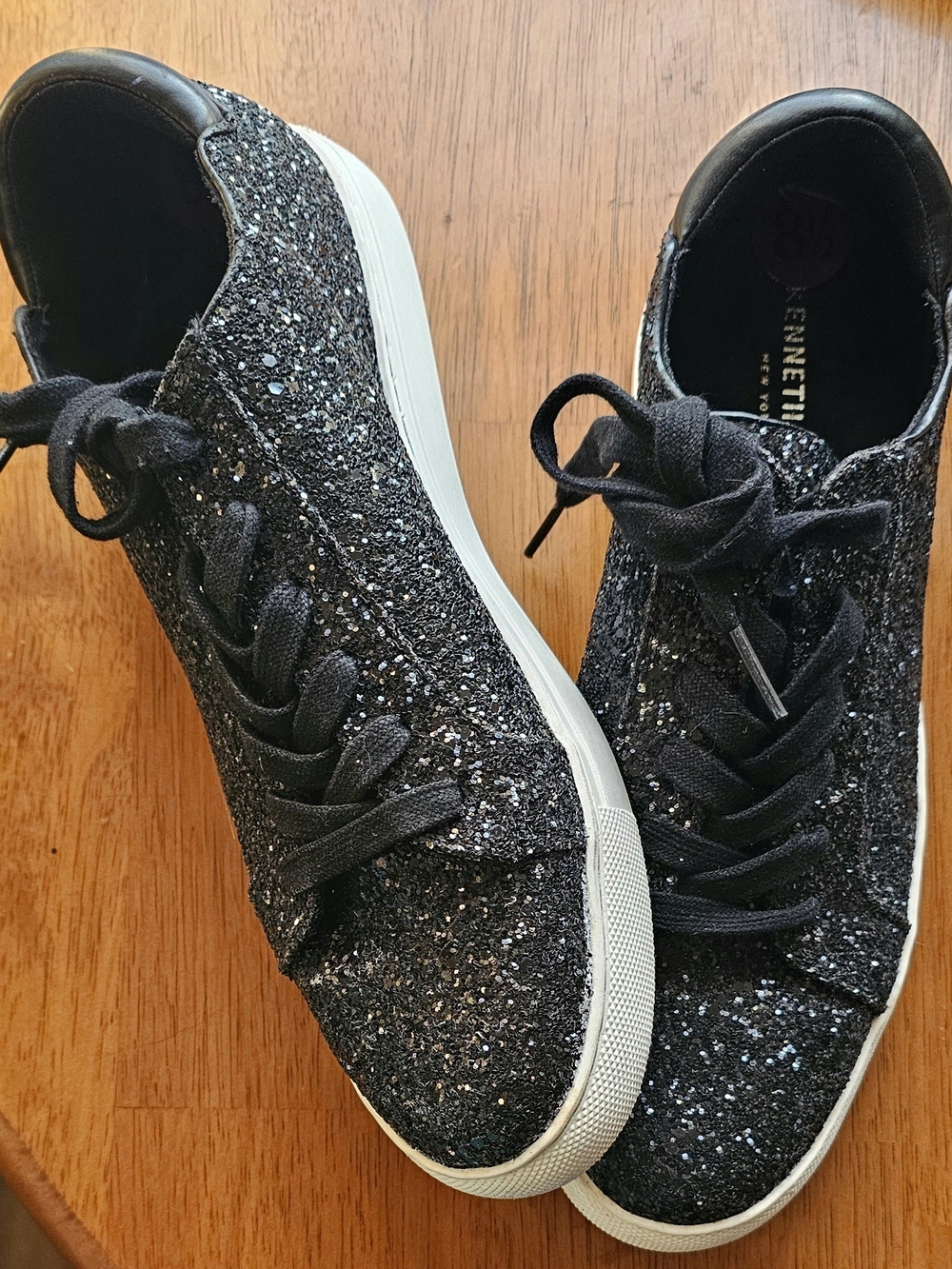 Kenneth Cole Glitter Sneakers Womens Sneakes Sz 8.5